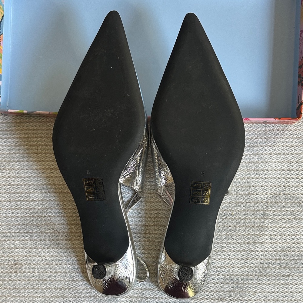 Jeffrey Campbell Metallic Silver Slingback Kitten Heels - Picture 3 of 7